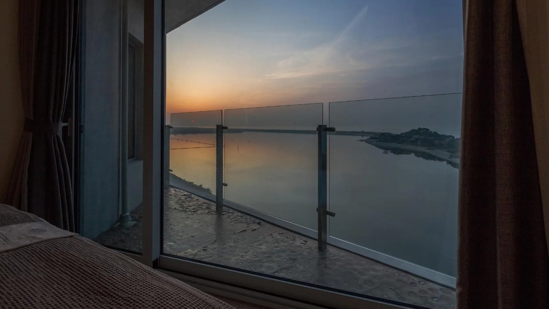 *****  Nest Hotel Incheon South Korea